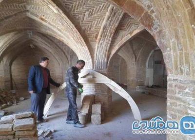 بازسازی مسجد جامع تاریخی شهر نقنه آغاز شد