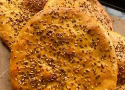طرز تهیه نان چرب و شیرین سیرجانی